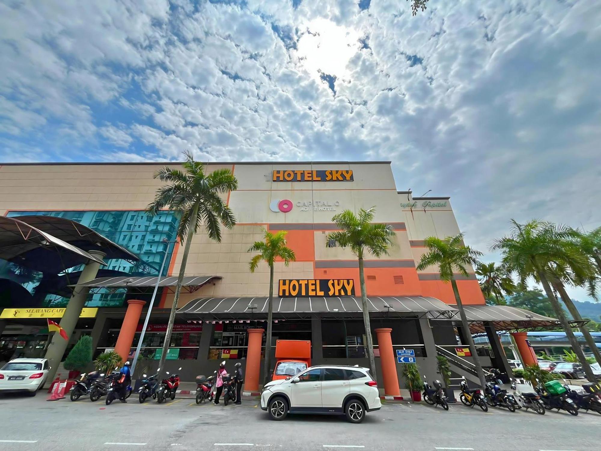 สกาย โฮเต็ล แอท เซลายาง Hotel Batu Caves ภายนอก รูปภาพ