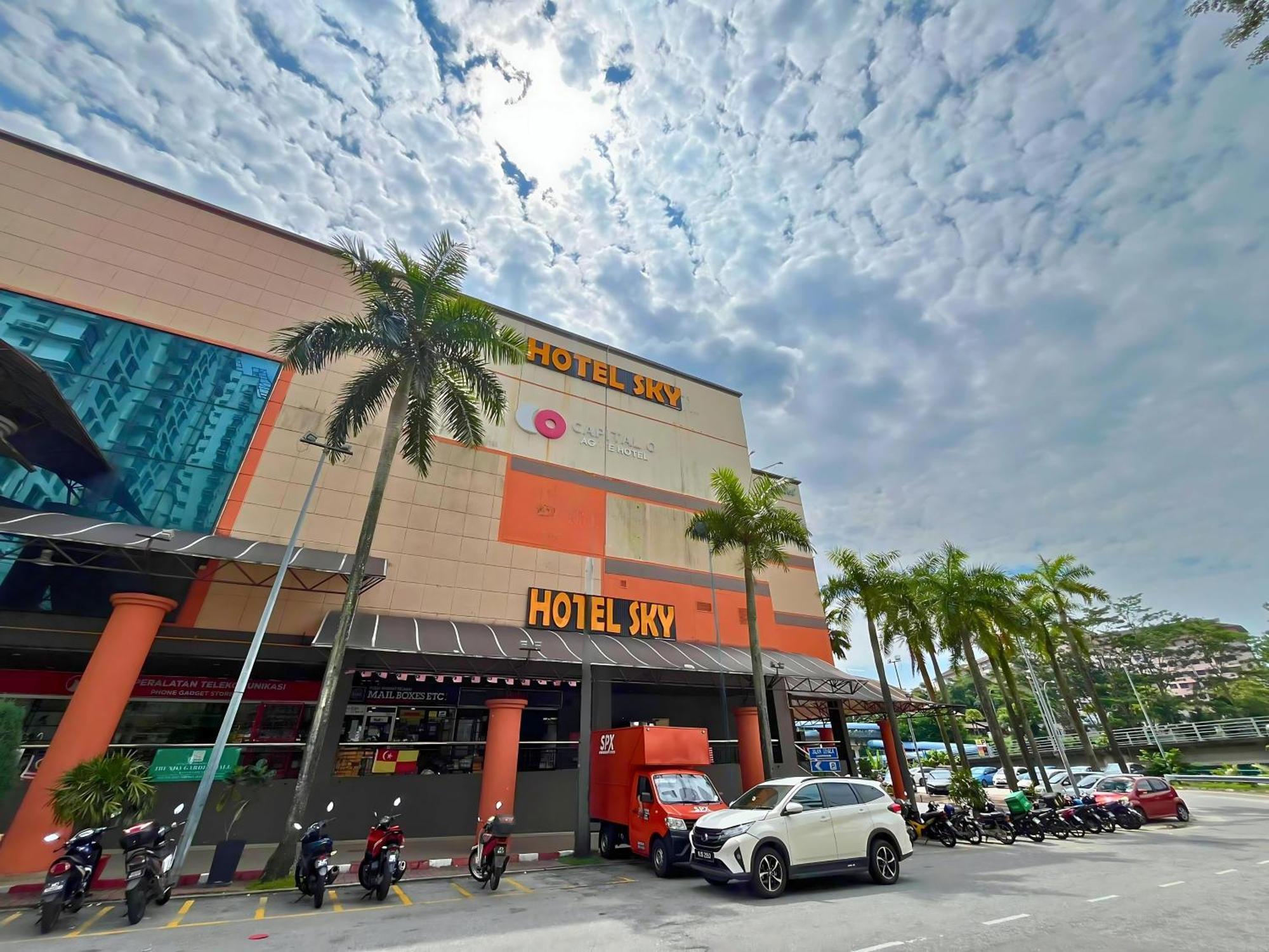 สกาย โฮเต็ล แอท เซลายาง Hotel Batu Caves ภายนอก รูปภาพ